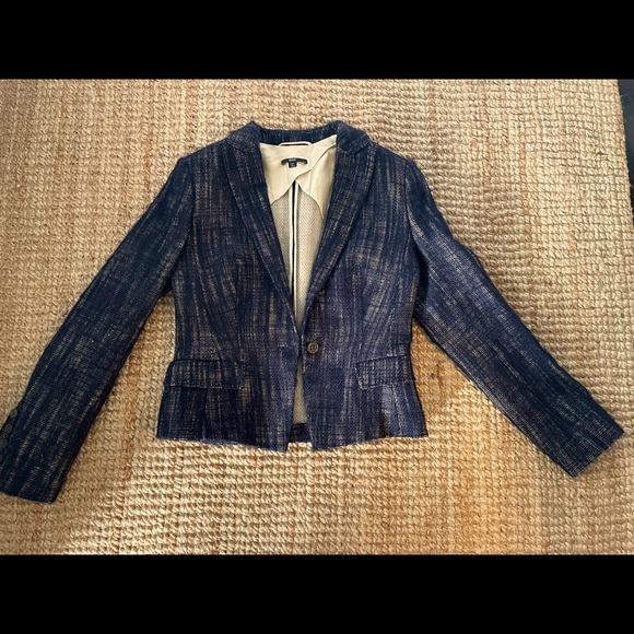 Hugo Boss blazer, size 38 - Picture 4 of 11